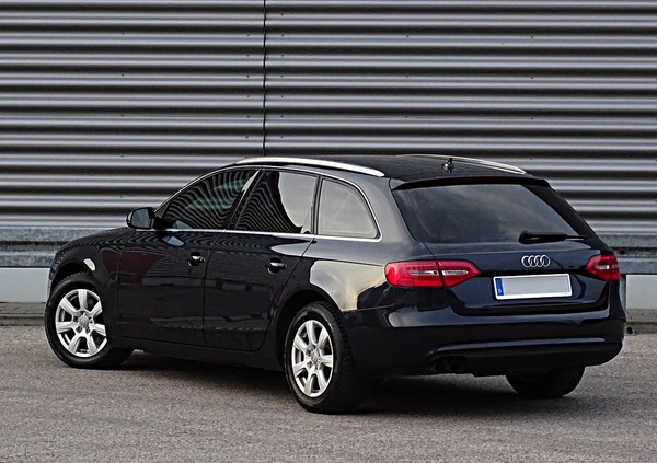 Audi A4 cena 41900 przebieg: 253000, rok produkcji 2012 z Oborniki małe 781